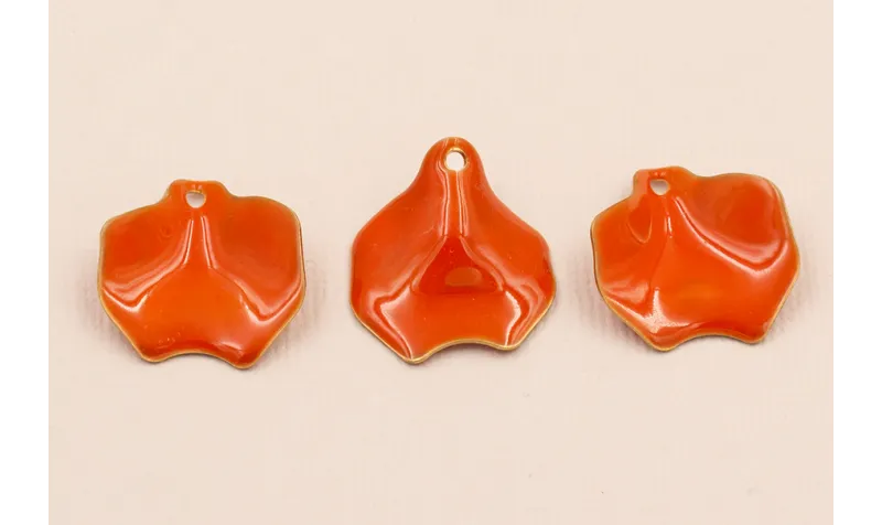 Pétalo Irregular Esnaltado Naranja 22*20 mm