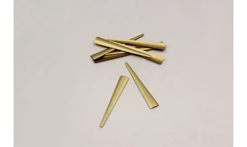 Lámina cóncava 47*6mm Oro Mate