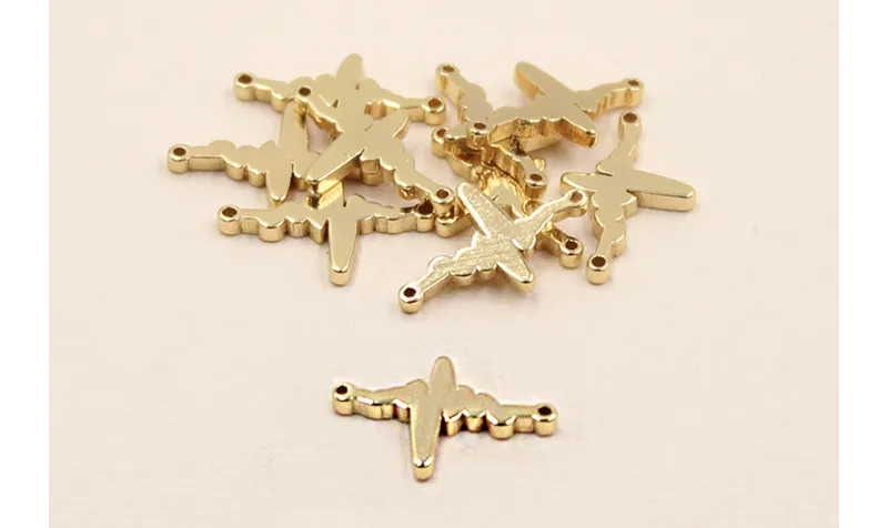 Pieza Ac.Inox Latido Corazón 14*9mm Oro