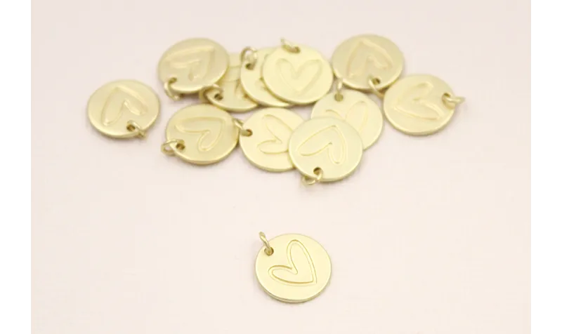 Chapa Dorado Mate 13mm Corazón Chapa Dorado Mate 13mm Corazón
