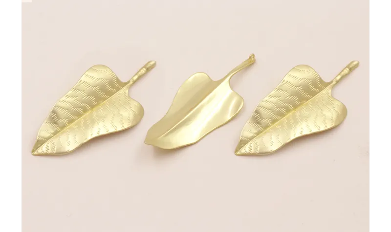 Cuenta Hoja 70*30mm anilla trasera Dorado Mate