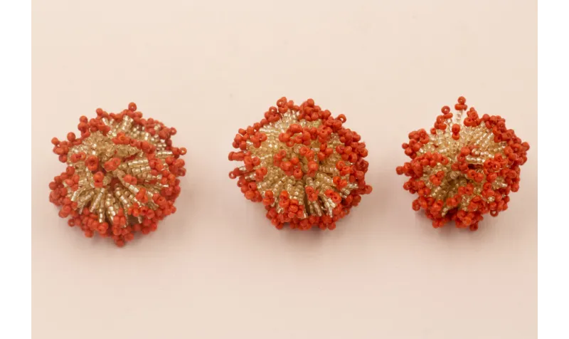 Bola Abalorio de 40mm color crudo y  Coral