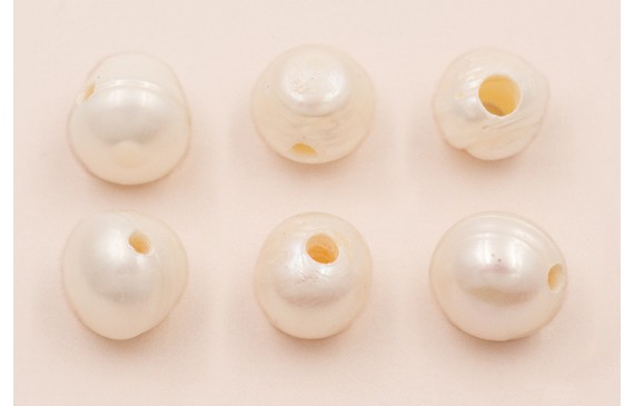 Perla de  11-12mm con agujero de 3mm