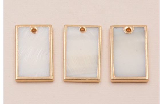 Rectanguo Chapa Nacar 24*18*2mm bordes dorados Rectanguo Chapa Nacar 24*18*2mm bordes dorados