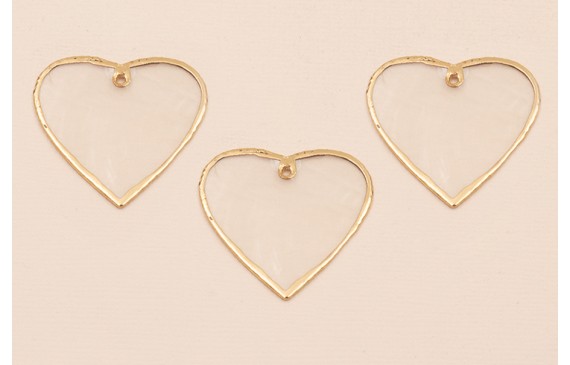Chapa Corazón Nacar 34*37mm bordes dorados Chapa Corazón Nacar 34*37mm bordes dorados