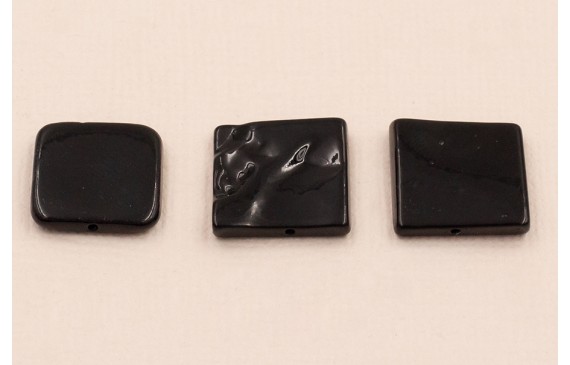 Cuadrado Madreperla teñido Negro de 15mm