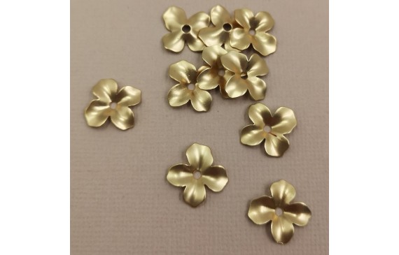 Pieza Flor 4 pétalos 14mm diámetro Oro Mate