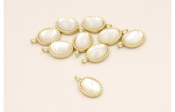 Colgante 10*7mm Dorado Mate con Pieza Opal Colgante 10*7mm Dorado Mate con Pieza Opal