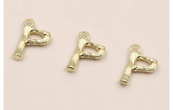 Colgante Letra P latón Dorado 15*10mm