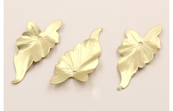 Cuenta Hoja perforada de 60*25mm Dorado Mate Cuenta Hoja perforada de 60*25mm Dorado Mate