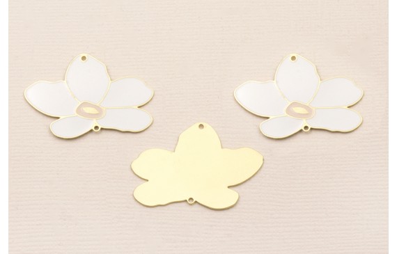 Pieza Flor Plana Dorado Mate 35*21mm  Blano y Rosa