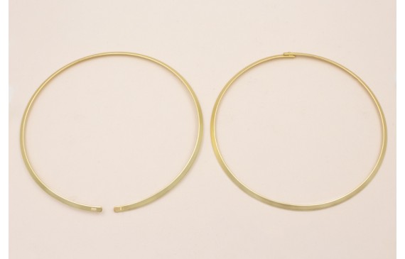 Collar Lámina de 4mm Dorado Mate con cierre Collar Lámina de 4mm Dorado Mate con cierre