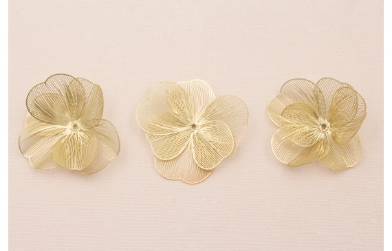 Cuenta Flor 35mm 6 pétalos moldeables Oro