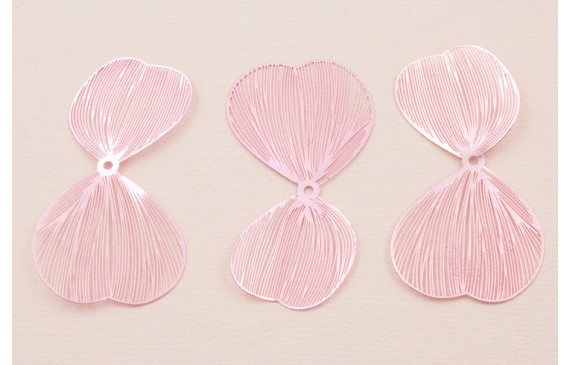 Cuenta Pareja de Pétalos 50*27mm Rosa Metálico