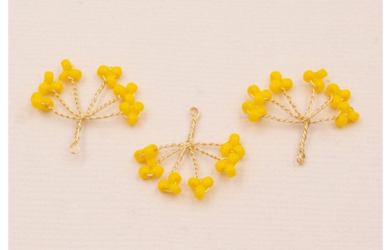 Cuenta Ramillete 6 pétalos 20*15mm Amarillo Cuenta Ramillete 6 pétalos 20*15mm Amarillo