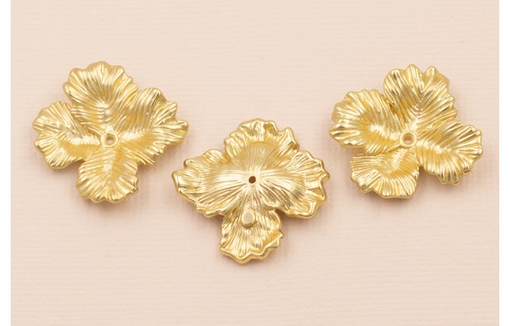 Flor Labrada 25*25mm Oro Mate