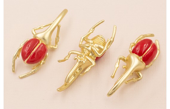 Escarabajo 50*18 Oro Mate Rojo Escarabajo 50*18 Oro Mate Rojo