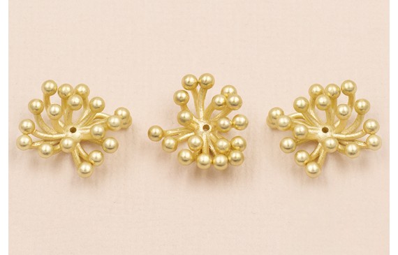 Colgante ramillete 15*15mm Oro Mate Colgante ramillete 15*15mm Oro Mate