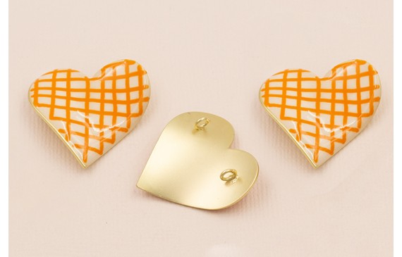 Colgante Corazón 30*30 Beige y Cuadros Naranjas Colgante Corazón 30*30 Beige y Cuadros Naranjas