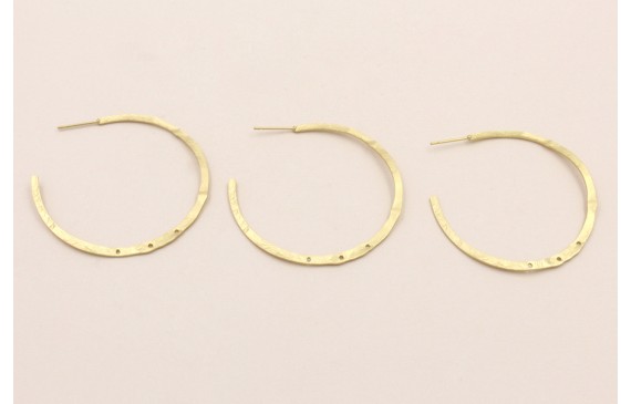 Pendiente Aro Labrado 47mm diam. borde perforado Pendiente Aro Labrado 47mm diam. borde perforado