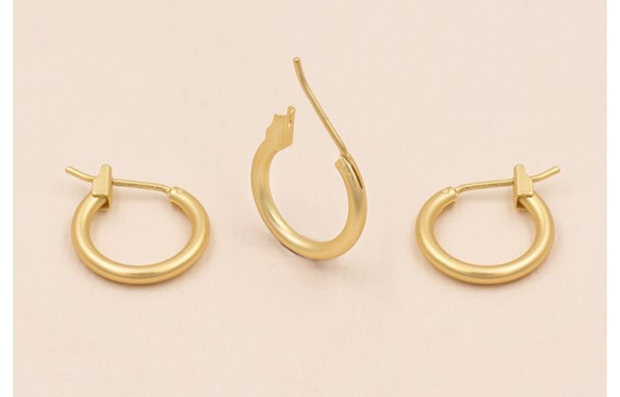 Pendiente Aro cerrado 14mm diametro Dorado Mate