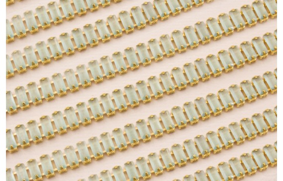 Cadena strass Cristales verde vidrio de 2,5*5mm Cadena strass Cristales verde vidrio de 2,5*5mm