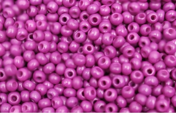 10 gramos de Abalorio cristal morado