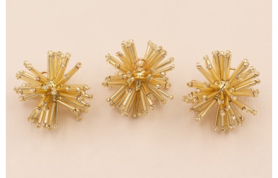 Estrella de Abalorio Dorado de 30mm diámetro Estrella de Abalorio Dorado de 30mm diámetro