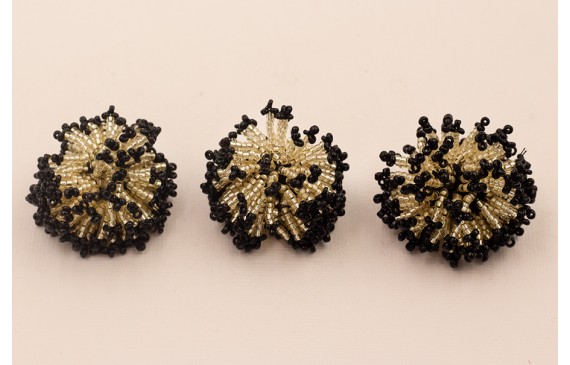 Bola Abalorio de 40mm color crudo y Negro Bola Abalorio de 40mm color crudo y Negro