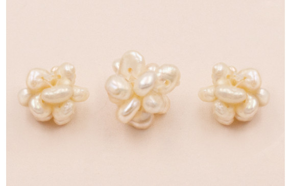 Bola de 10mm hecha de perlas Blancas