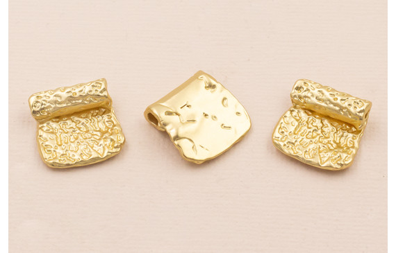 Colgante lámina doblada 15*15mm Oro Mate