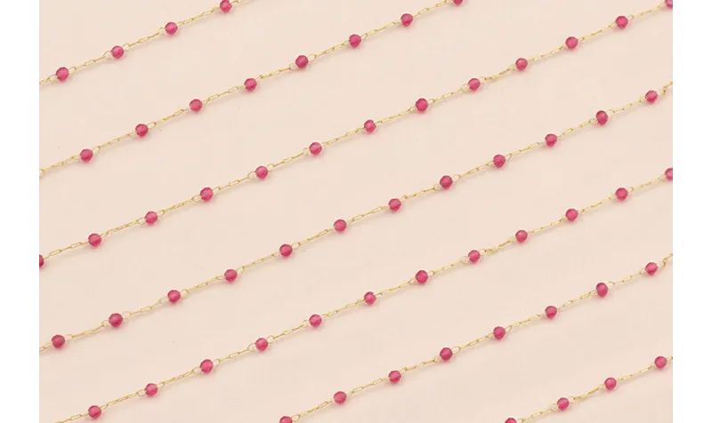 Cadena 1mm Oro Mate con Cristal granate de 2mm