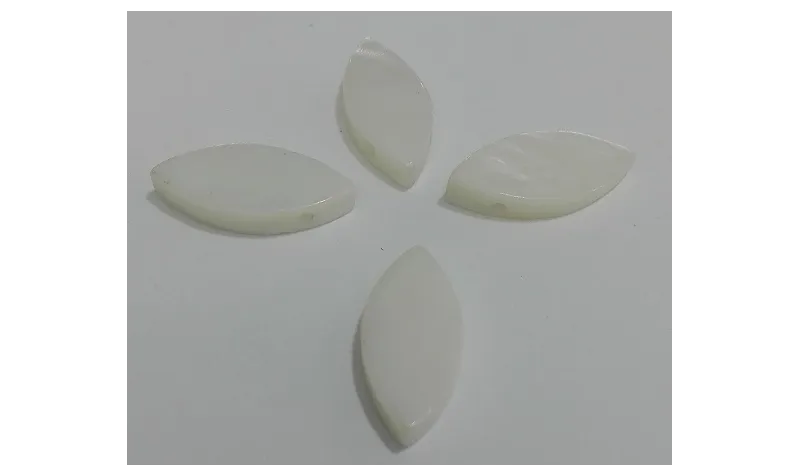 Ovalo Nacar 16*8*3mm /Cuentas de  Nacar 