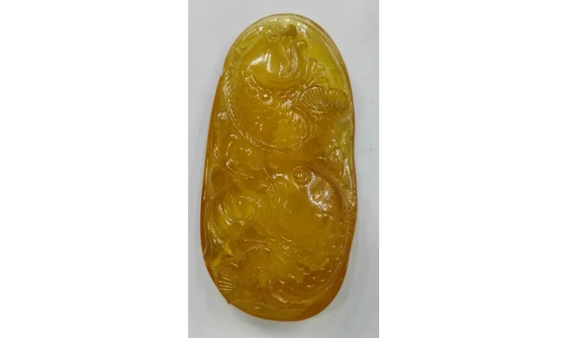 Pieza Tibet resina  tallada  80*40*20mm / Semipreciosas de 