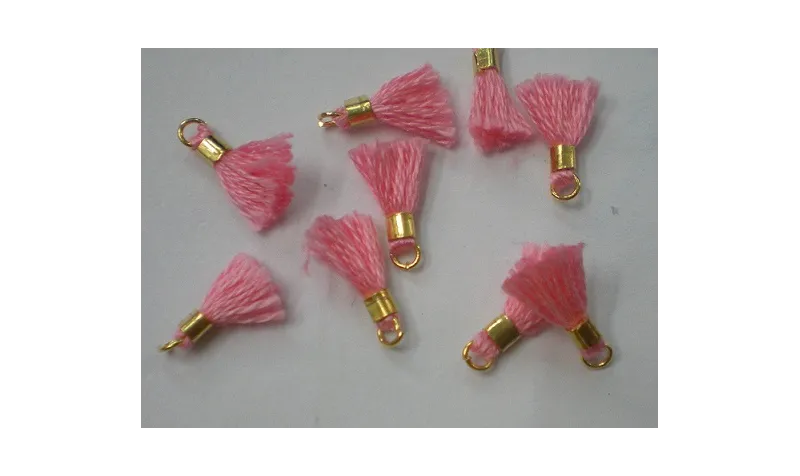 Micro pompon 10mm long. Color Rosa /Cuentas de  Tela 
