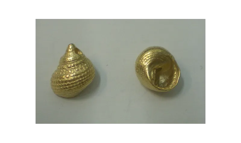 Colgante caracola 14*12mm Oro Mate / Cuentas Metálicas de Latón / Zamak