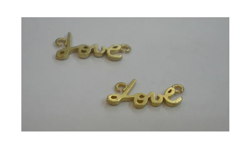 Love 16*10mm Oro Mate / Cuentas Metálicas de Latón / Zamak