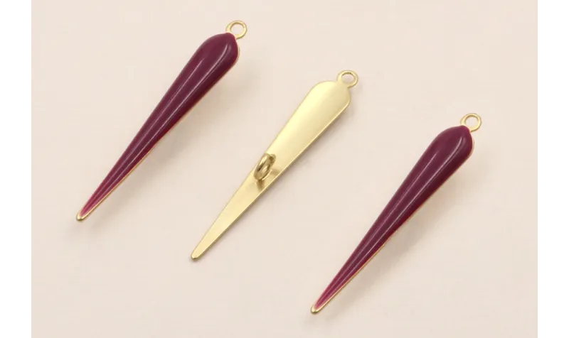 Colgante Cuña esmaltada 23*5mm Cardenal / Cuentas Metálicas de Latón / Zamak