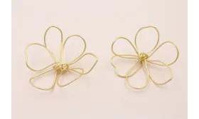 Flor Manual Hilo Latón 80mm Oro Mate / Cuentas Metálicas de Latón / Zamak