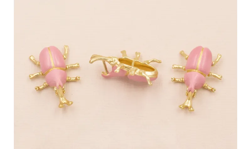 Escarabajo 25*20mm Dorado Mate Esmaltade Rosa / Cuentas Metálicas de Latón / Zamak