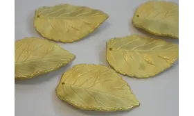 Cuenta Hoja 32*22 Oro Mate / Cuentas Metálicas de Latón / Zamak