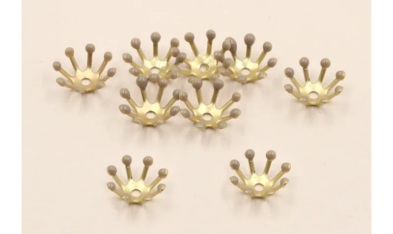 Casquilla 10mm con 8 pestañas esmaltadas Visón / Cuentas Metálicas de Latón / Zamak