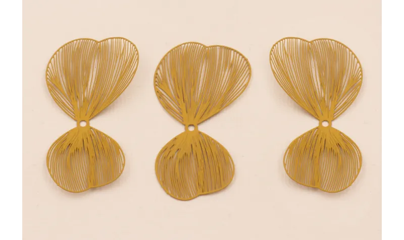 Pareja de Pétalos 50*27mm moldeables Mostaza / Cuentas Metálicas de Latón / Zamak