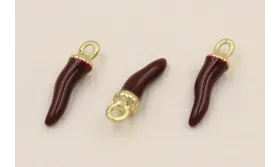 Colgante pimiento 18*3mm diametro Rojo sangre / Cuentas Metálicas de Latón / Zamak