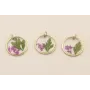 Colgante disco Cristal 14mm con Flores Fucsias / Cuentas Metálicas de Latón / Zamak