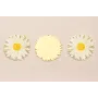 Pieza Flor Plana OroMate 35 Blanco y Amarillo / Cuentas Metálicas de Latón / Zamak