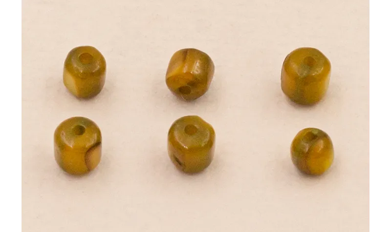 Cubo Nacar 4*4*3mm Marrón verdoso /Cuentas de  Nacar 