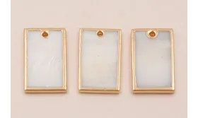 Rectanguo Chapa Nacar 24*18*2mm bordes dorados /Cuentas de  Nacar 