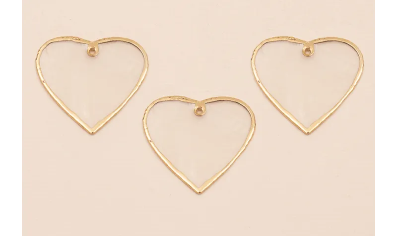 Chapa Corazón Nacar 34*37mm bordes dorados /Cuentas de  Nacar 