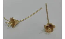 Pieza Flor estambres 15*10mm Oro Mate / Cuentas Metálicas de Latón / Zamak